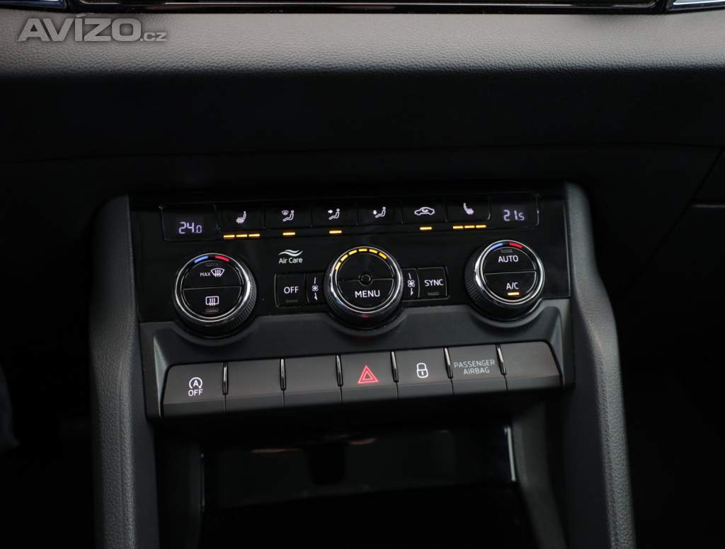 Foto inzerátu Škoda Karoq 1.5 TSI