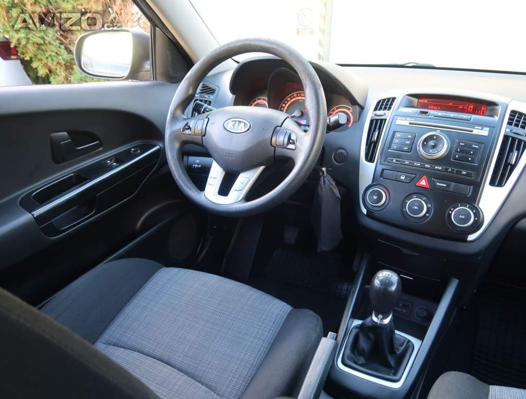 Foto inzerátu Kia Ceed 1.4 CVVT