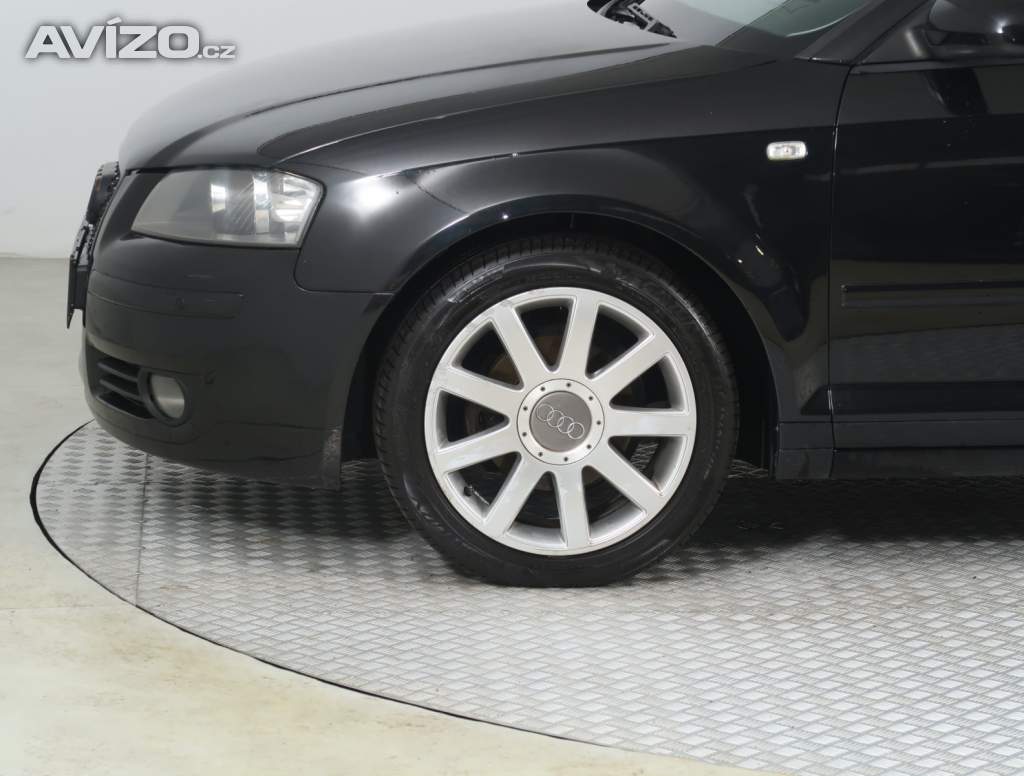 Foto inzerátu Audi A3 1.6 FSI