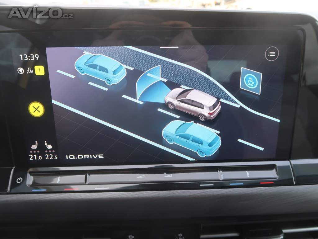 Foto inzerátu Volkswagen Golf 1.5 eTSI