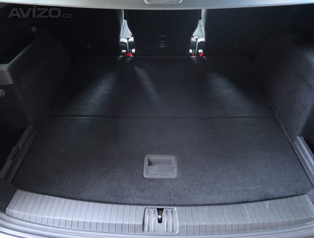 Foto inzerátu Volkswagen Touran 2.0 TDI