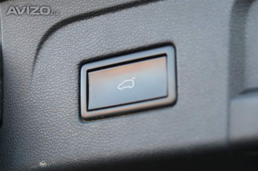 Foto inzerátu Volkswagen Touran 2.0 TDI