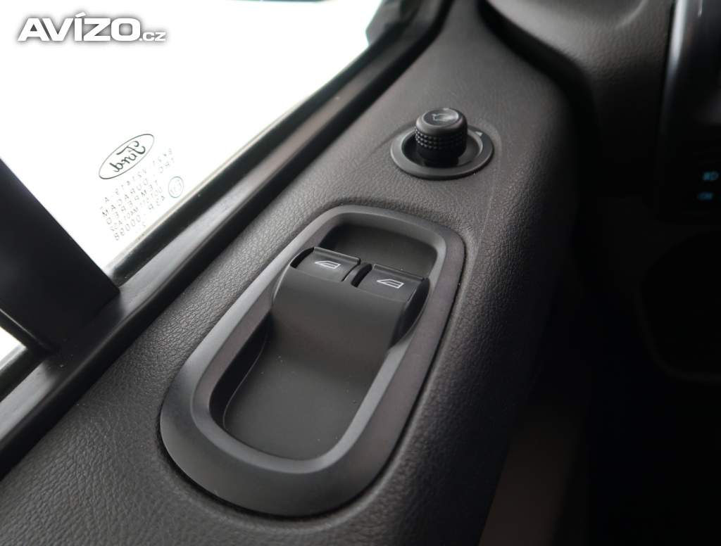 Foto inzerátu Ford Tourneo Custom 2.2 TDCi