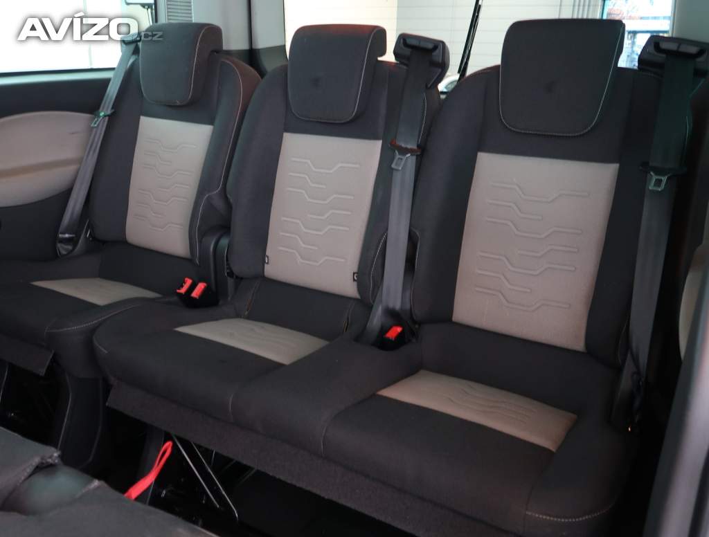 Foto inzerátu Ford Tourneo Custom 2.2 TDCi