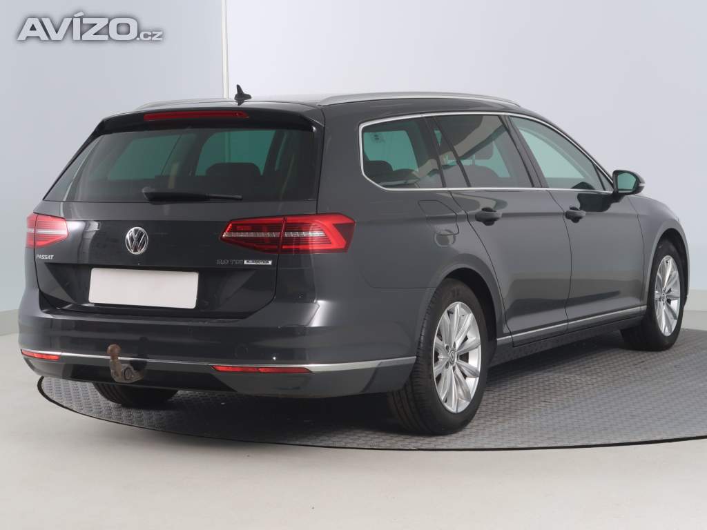 Foto inzerátu Volkswagen Passat 2.0 TDI