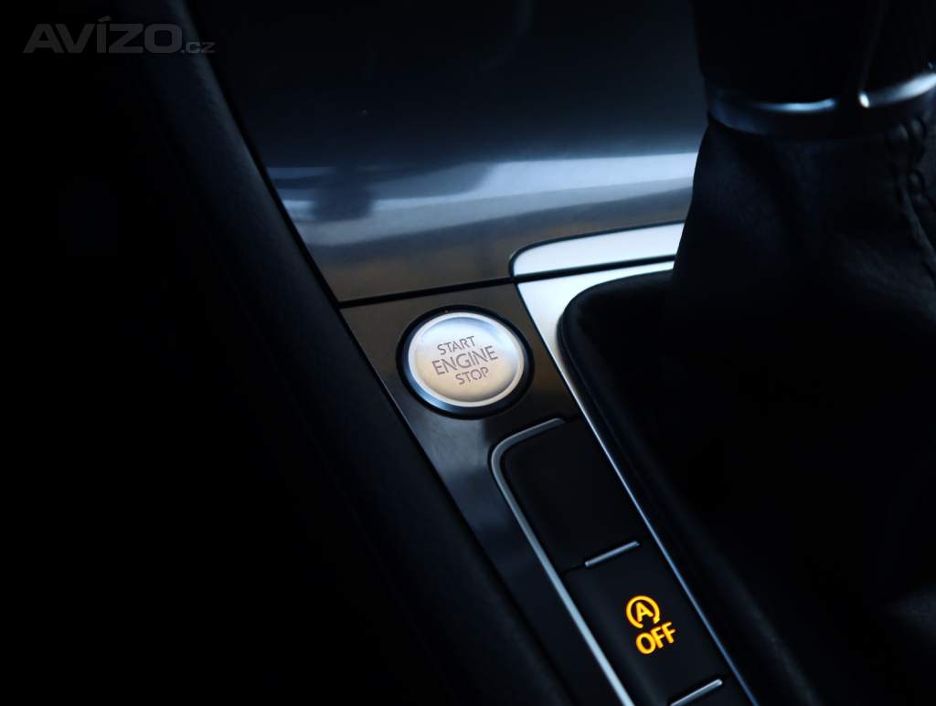 Foto inzerátu Volkswagen Golf 1.4 TSI