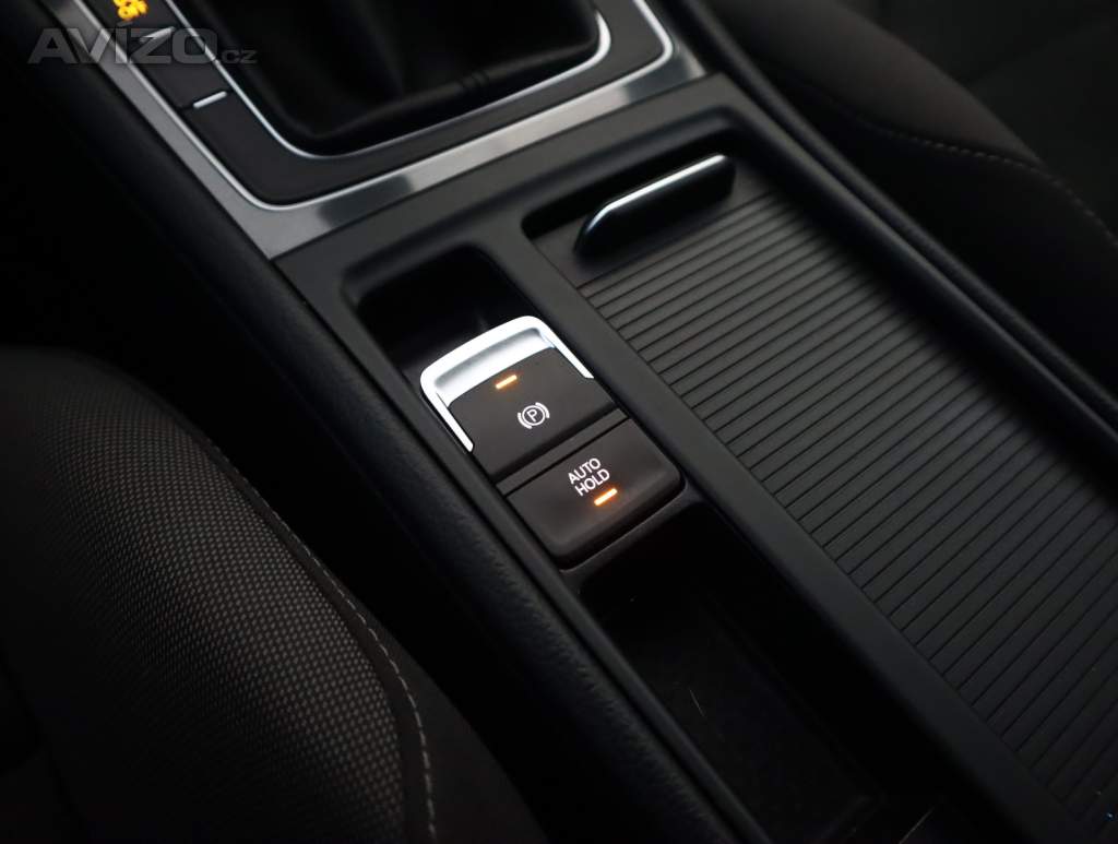 Foto inzerátu Volkswagen Golf 1.4 TSI