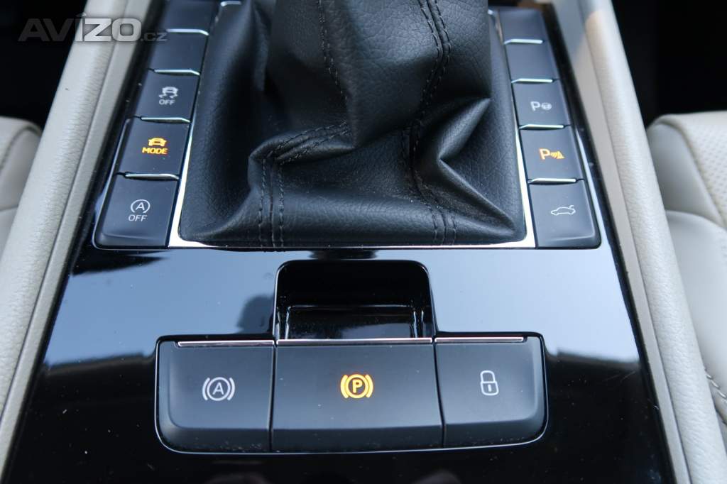 Foto inzerátu Škoda Superb 2.0 TDI