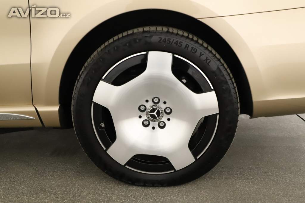 Foto inzerátu Mercedes-Benz Třídy V 300 d 4MATIC