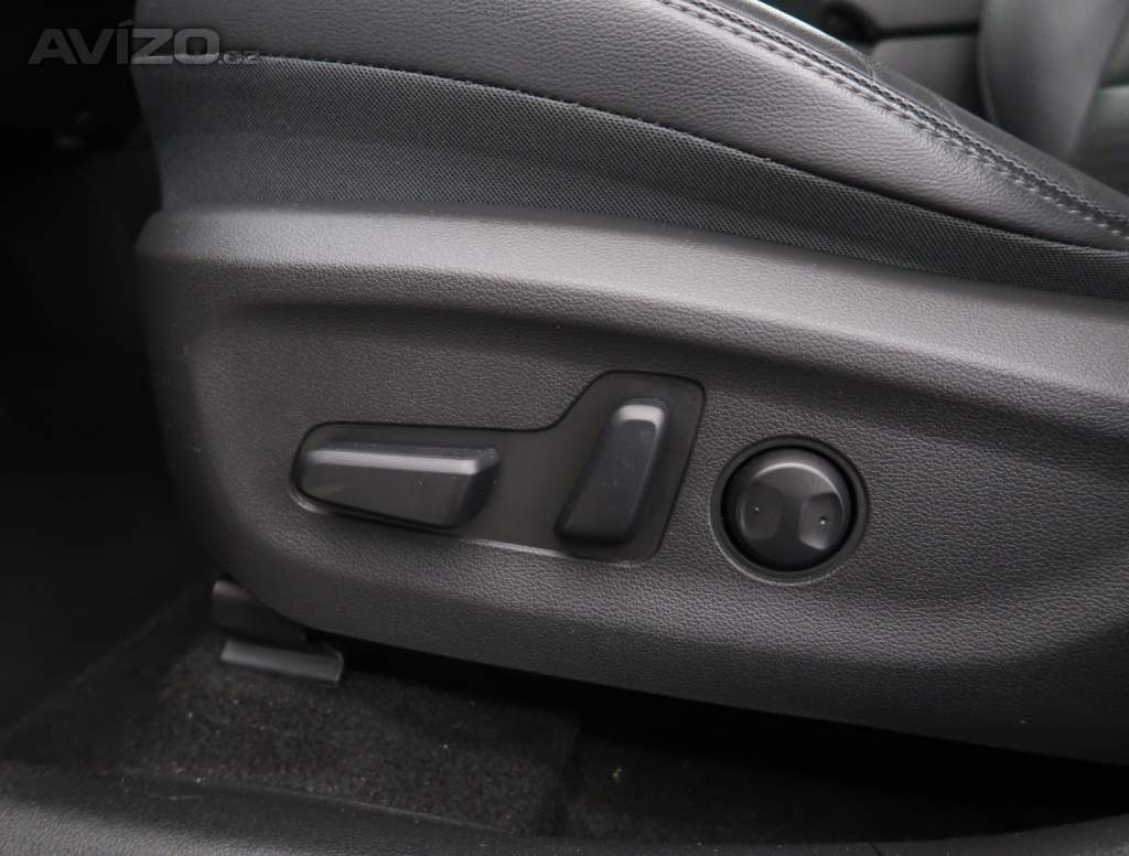 Foto inzerátu Hyundai Kona Electric 64 kWh