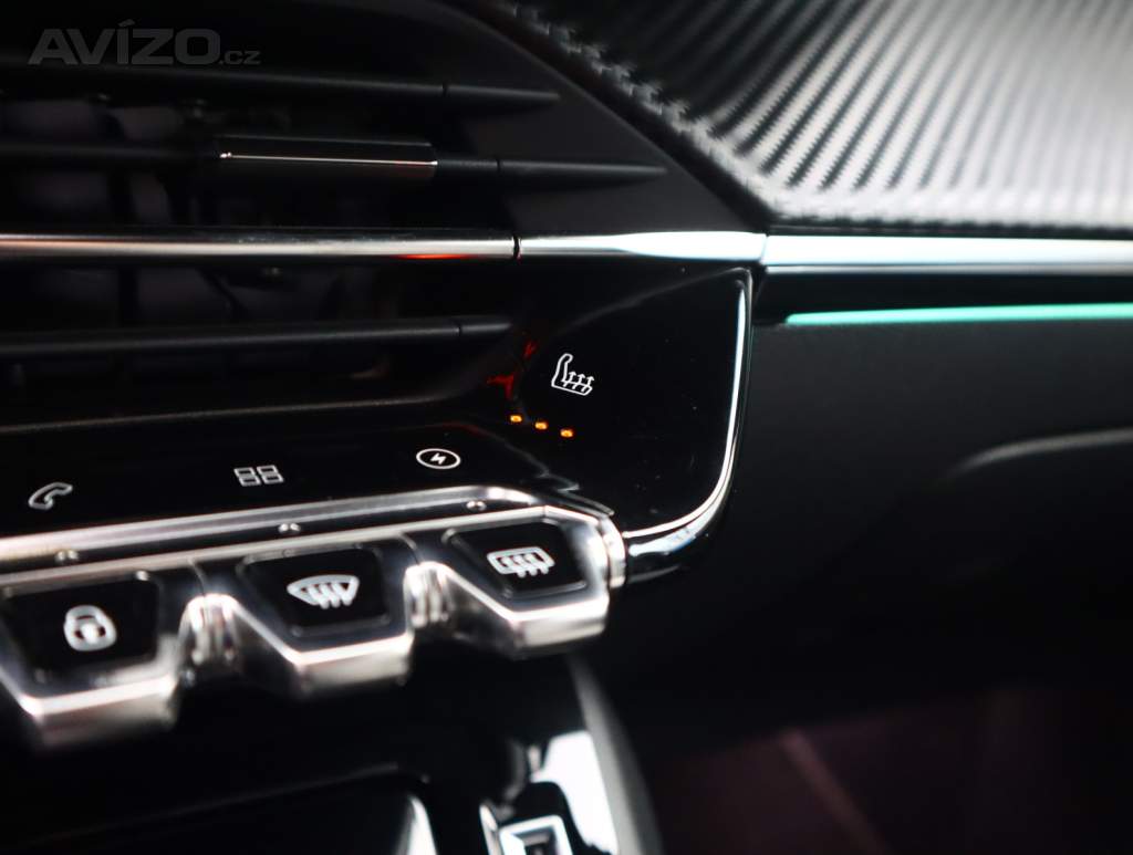 Foto inzerátu Peugeot e-208 50 kWh