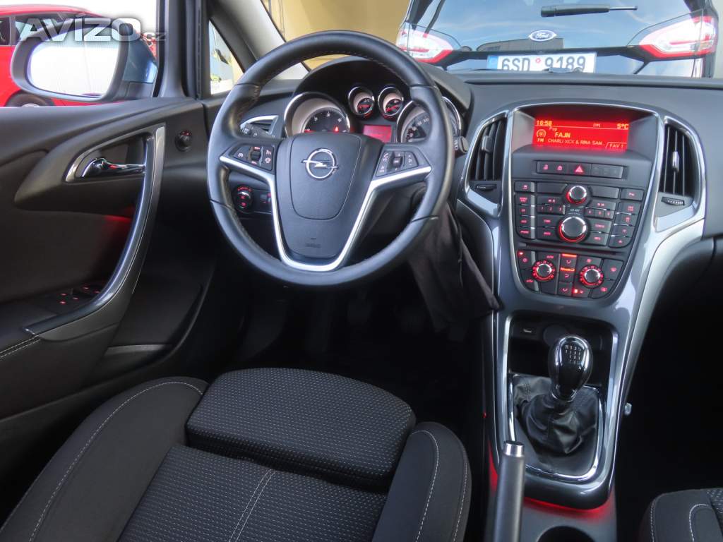 Foto inzerátu Opel Astra 2.0 CDTI