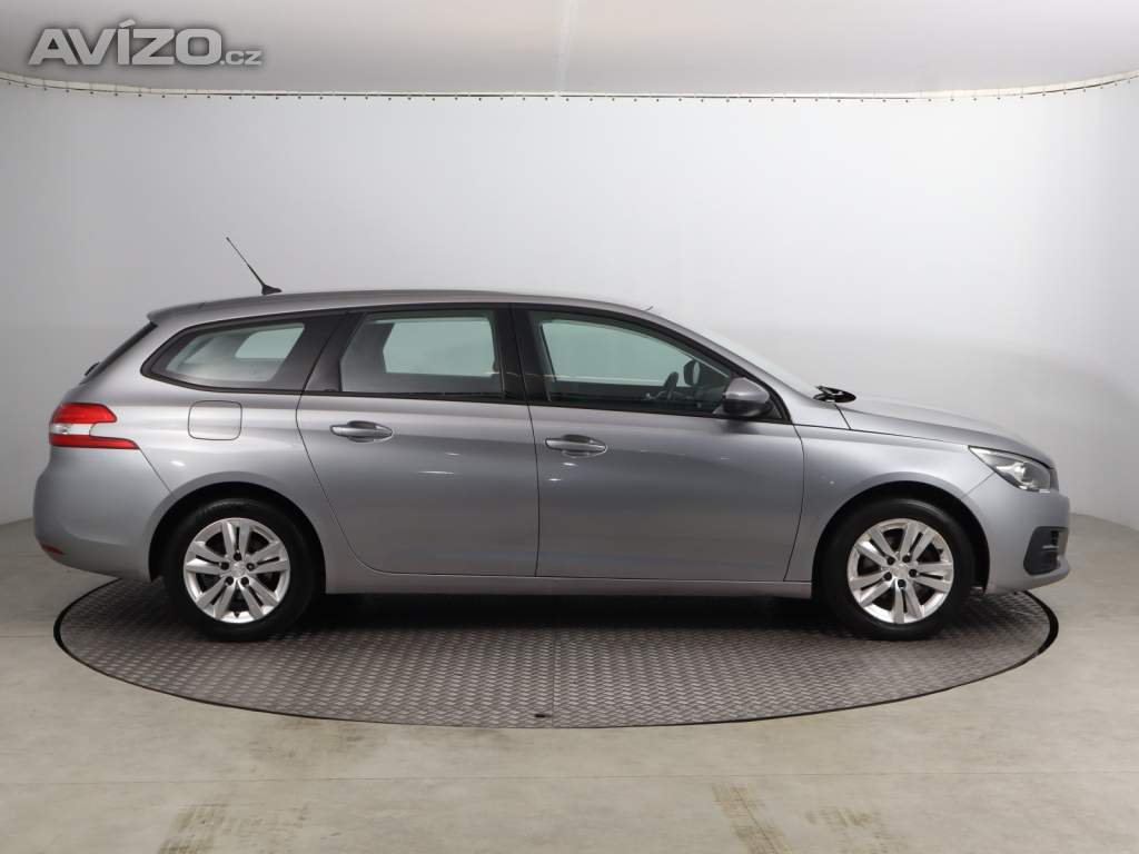 Foto inzerátu Peugeot 308 1.5 BlueHDi