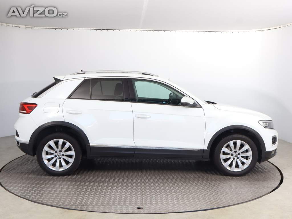 Foto inzerátu Volkswagen T-Roc 1.5 TSI