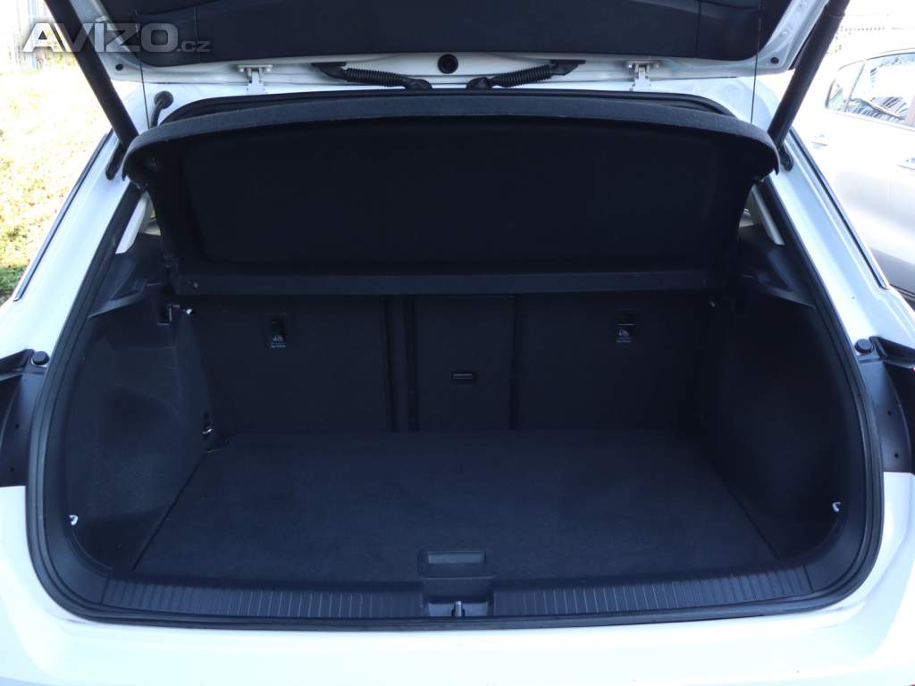 Foto inzerátu Volkswagen T-Roc 1.5 TSI