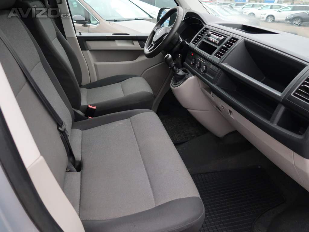 Foto inzerátu Volkswagen Transporter 2.0 TDI