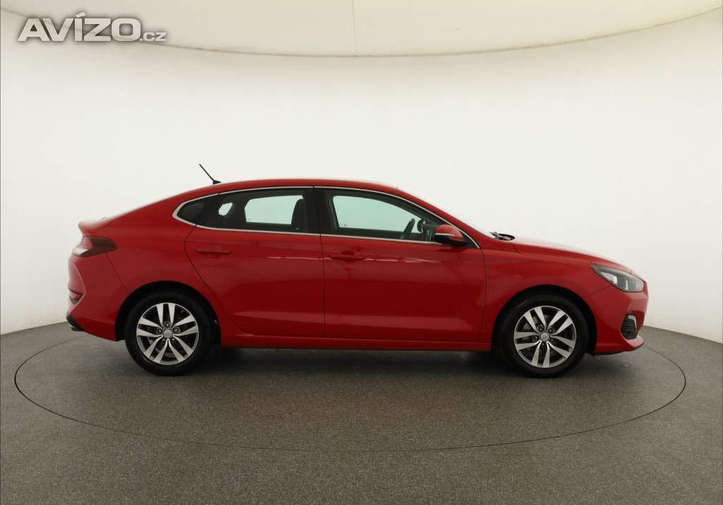 Foto inzerátu Hyundai i30 Fastback 1.0 T-GDI