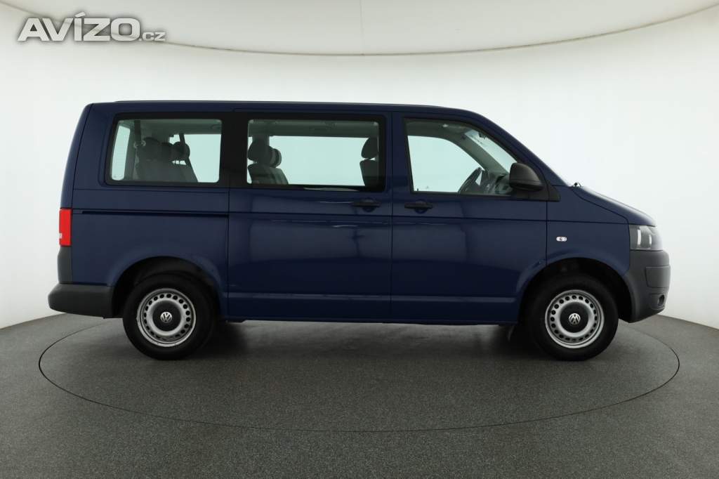 Foto inzerátu Volkswagen Caravelle 2.0 TDI
