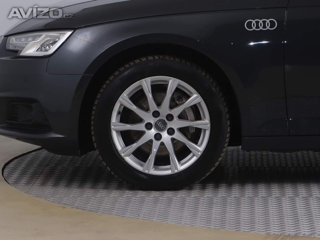 Foto inzerátu Audi A4 2.0 TDI