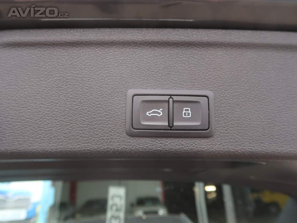 Foto inzerátu Audi A4 2.0 TDI