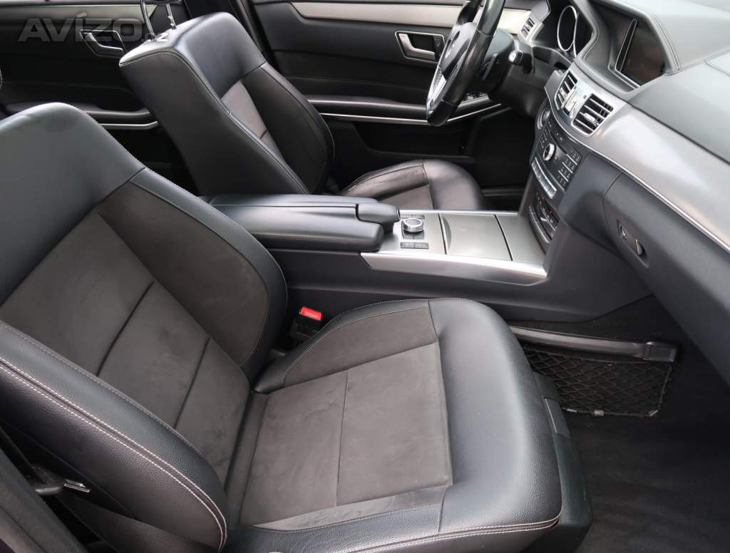 Foto inzerátu Mercedes-Benz Třídy E E 350 BlueTEC 4MATIC