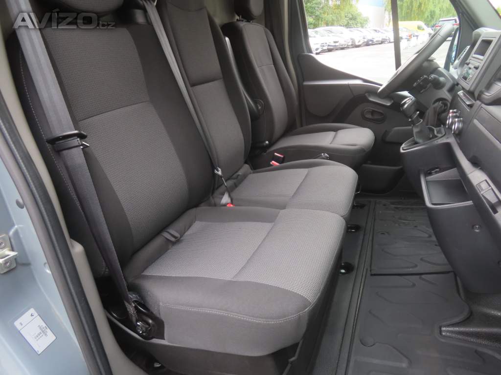 Foto inzerátu Renault Master 2.3 dCi 180