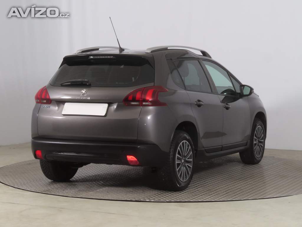 Foto inzerátu Peugeot 2008 1.2 PureTech