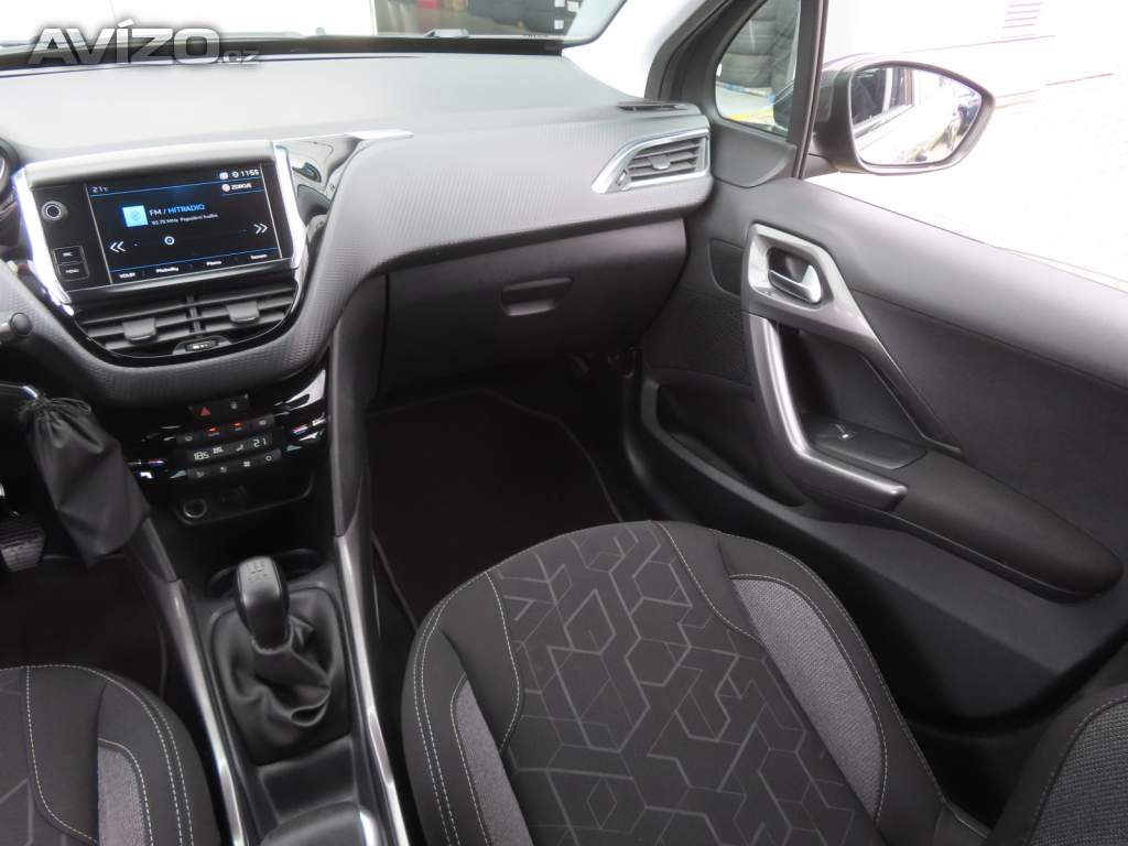 Foto inzerátu Peugeot 2008 1.2 PureTech