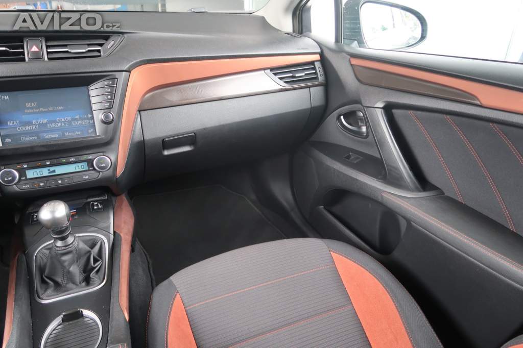 Foto inzerátu Toyota Avensis 2.0 D-4D