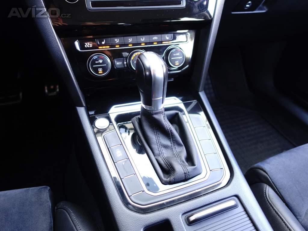 Foto inzerátu Volkswagen Passat 2.0 TDI