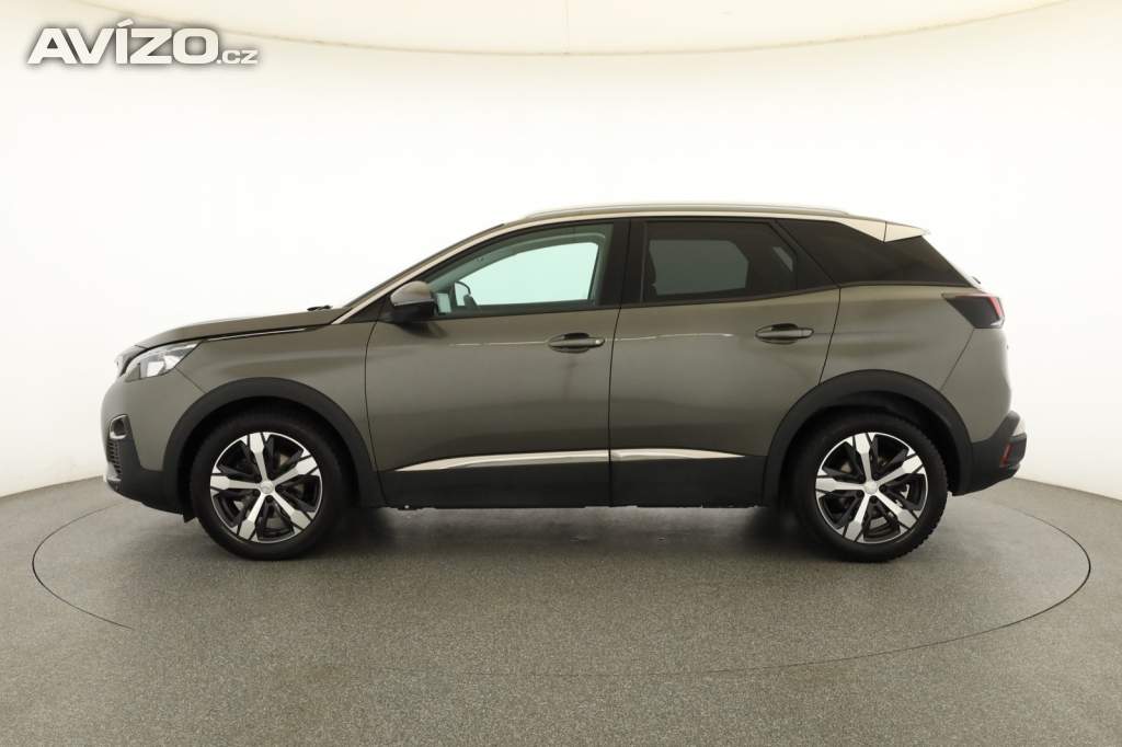 Foto inzerátu Peugeot 3008 1.2 PureTech