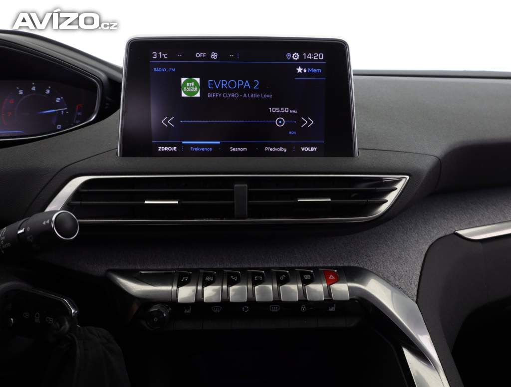 Foto inzerátu Peugeot 3008 1.2 PureTech