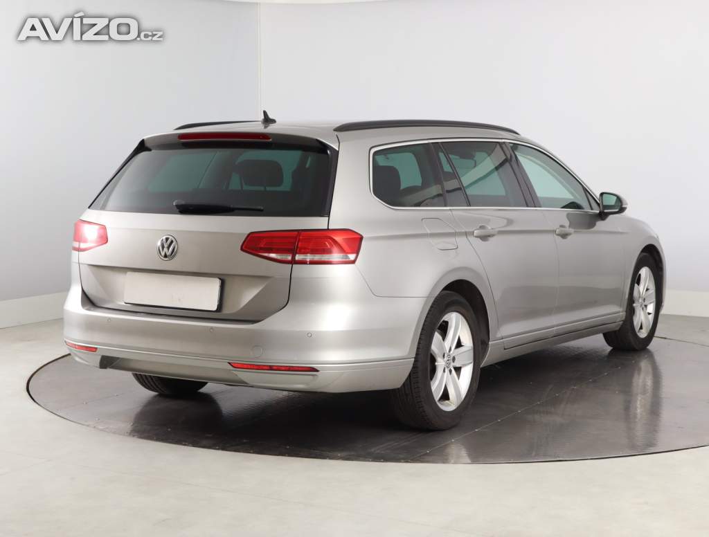 Foto inzerátu Volkswagen Passat 2.0 TDI