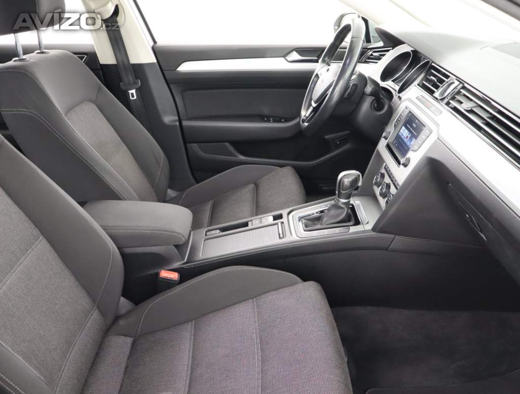 Foto inzerátu Volkswagen Passat 2.0 TDI