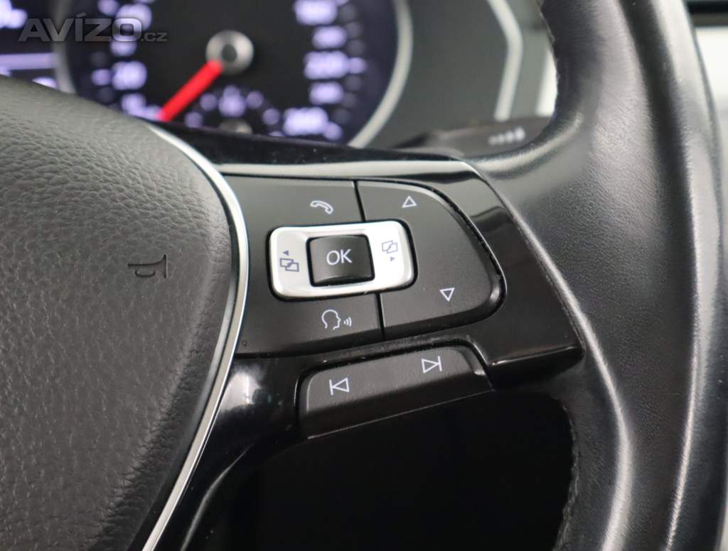 Foto inzerátu Volkswagen Passat 2.0 TDI