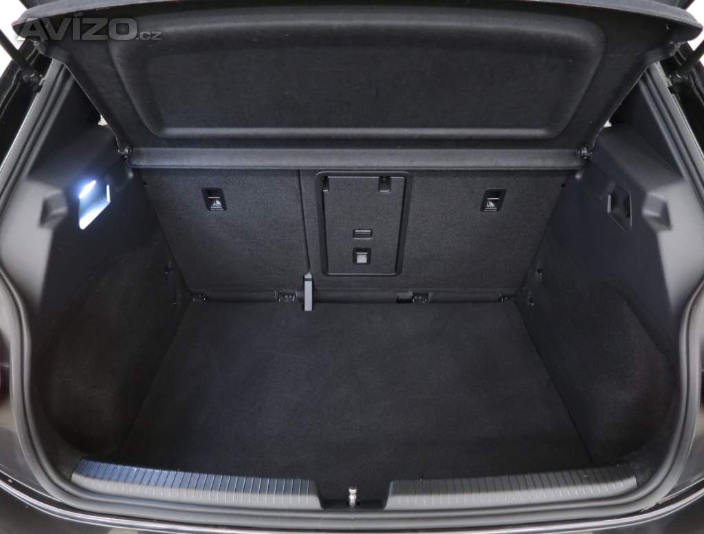 Foto inzerátu Volkswagen ID.3 1st (62 kWh)