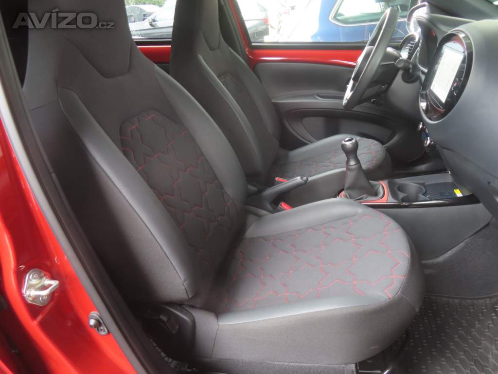 Foto inzerátu Toyota Aygo X 1.0