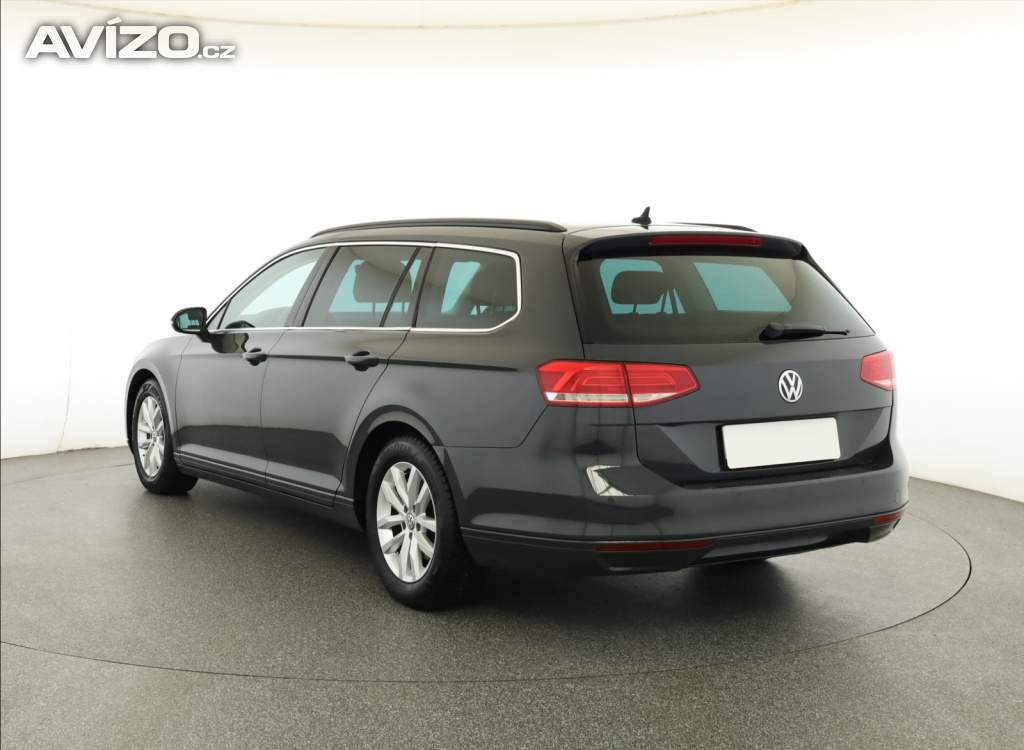 Foto inzerátu Volkswagen Passat 2.0 TDI