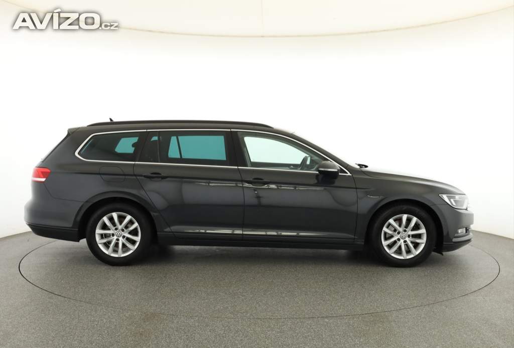 Foto inzerátu Volkswagen Passat 2.0 TDI