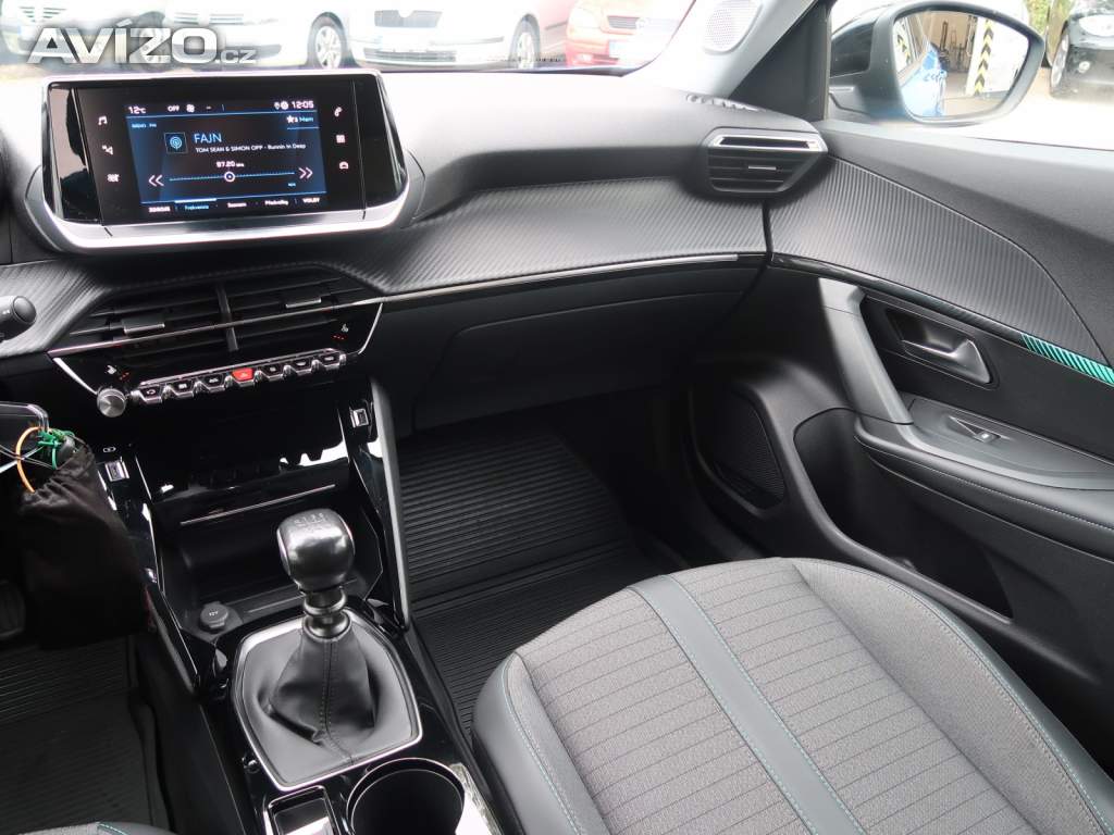 Foto inzerátu Peugeot 2008 1.2 PureTech