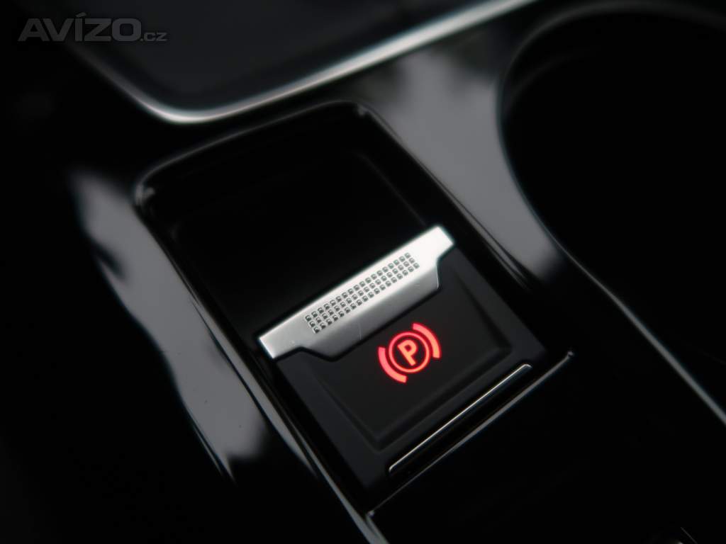 Foto inzerátu Peugeot 2008 1.2 PureTech