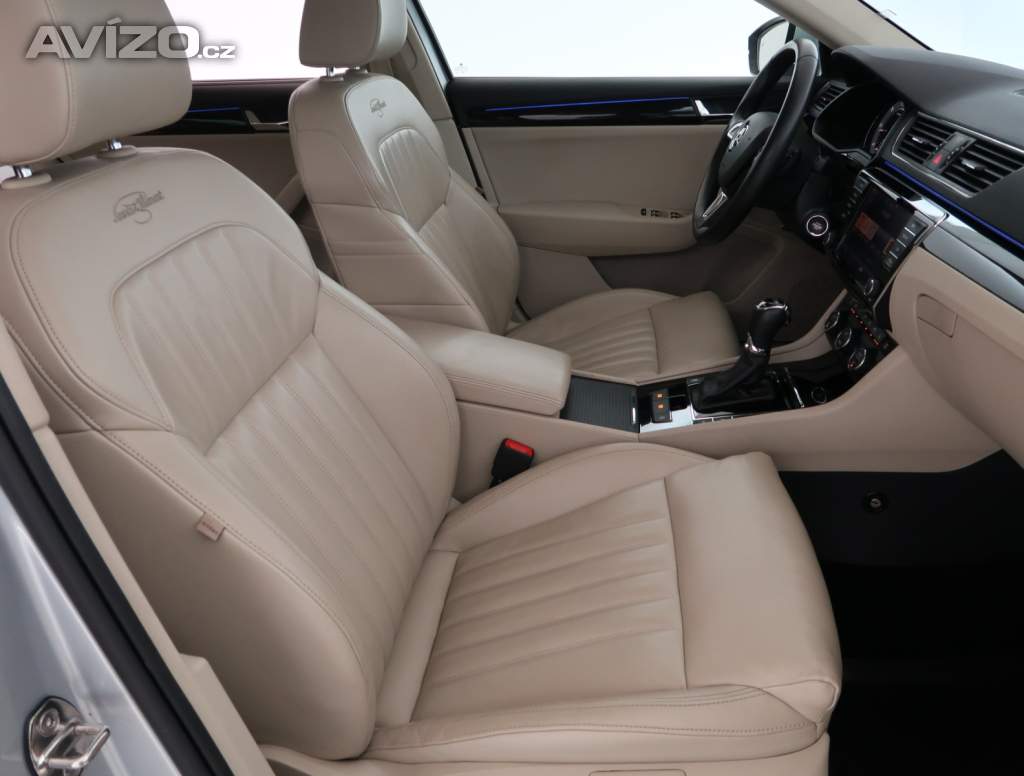 Foto inzerátu Škoda Superb 2.0 TDI