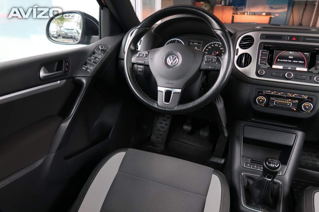 Foto inzerátu Volkswagen Tiguan 2.0 TDI