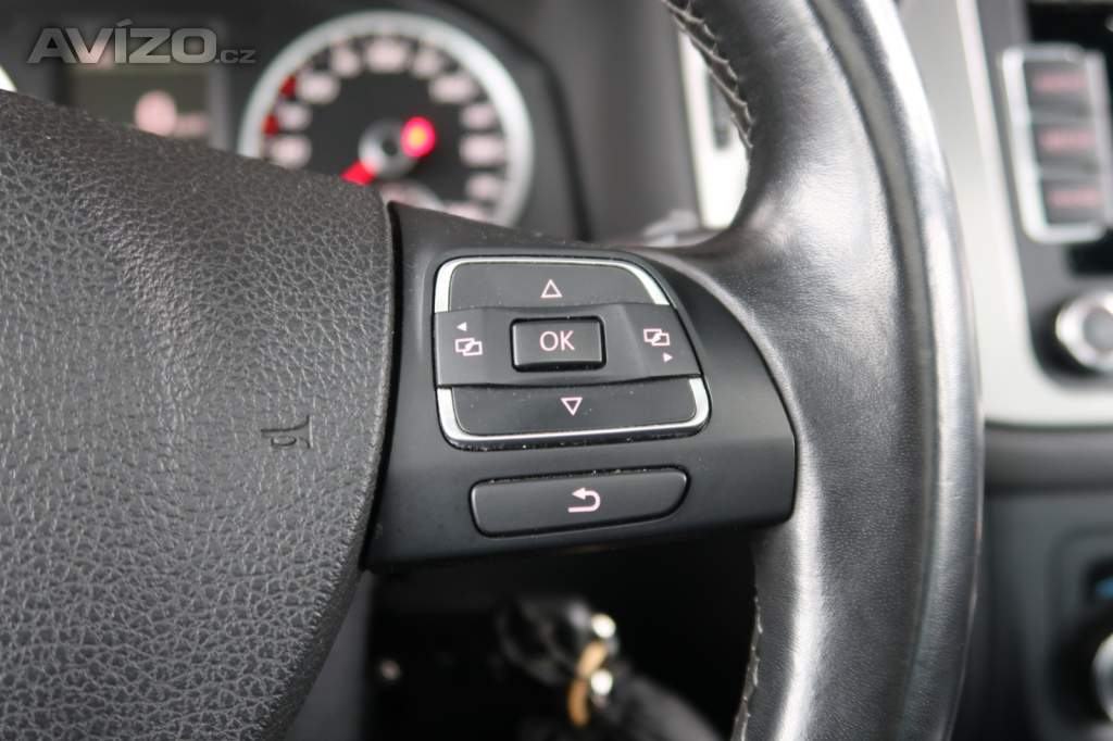 Foto inzerátu Volkswagen Tiguan 2.0 TDI