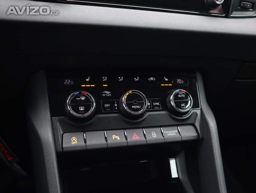 Foto inzerátu Škoda Karoq 1.0 TSI