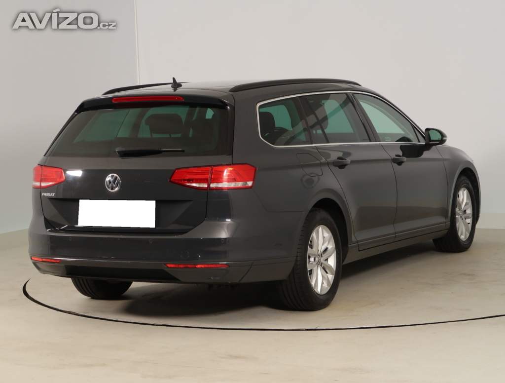 Foto inzerátu Volkswagen Passat 2.0 TDI