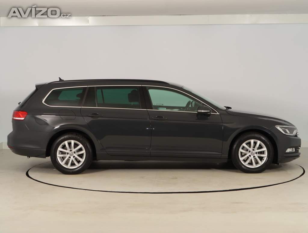 Foto inzerátu Volkswagen Passat 2.0 TDI