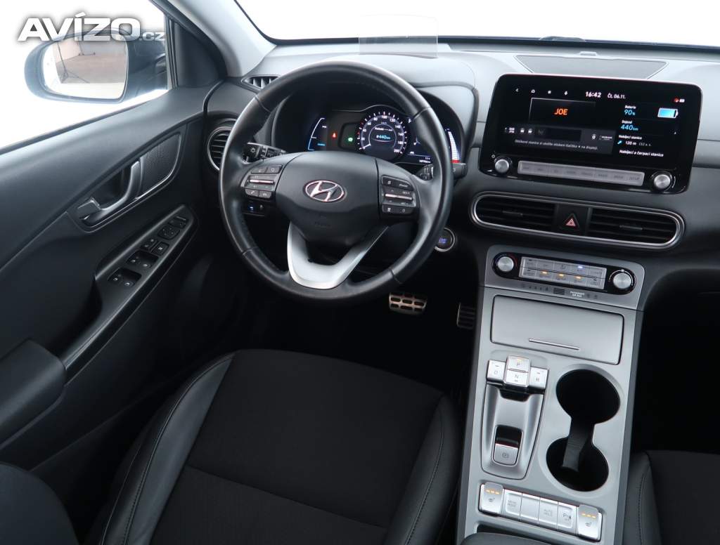 Foto inzerátu Hyundai Kona Electric 64 kWh
