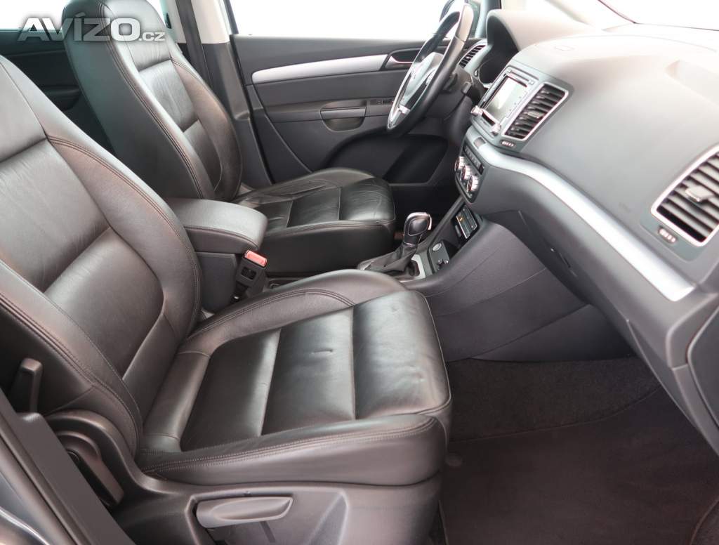 Foto inzerátu Volkswagen Sharan 2.0 TDI