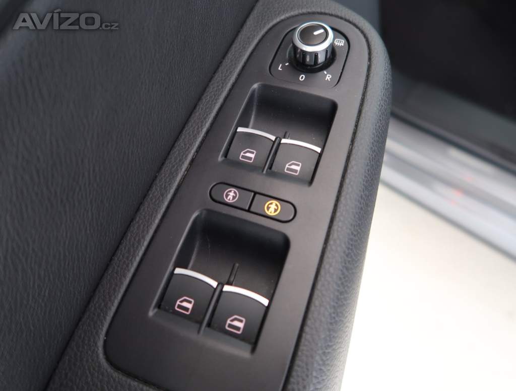 Foto inzerátu Volkswagen Sharan 2.0 TDI